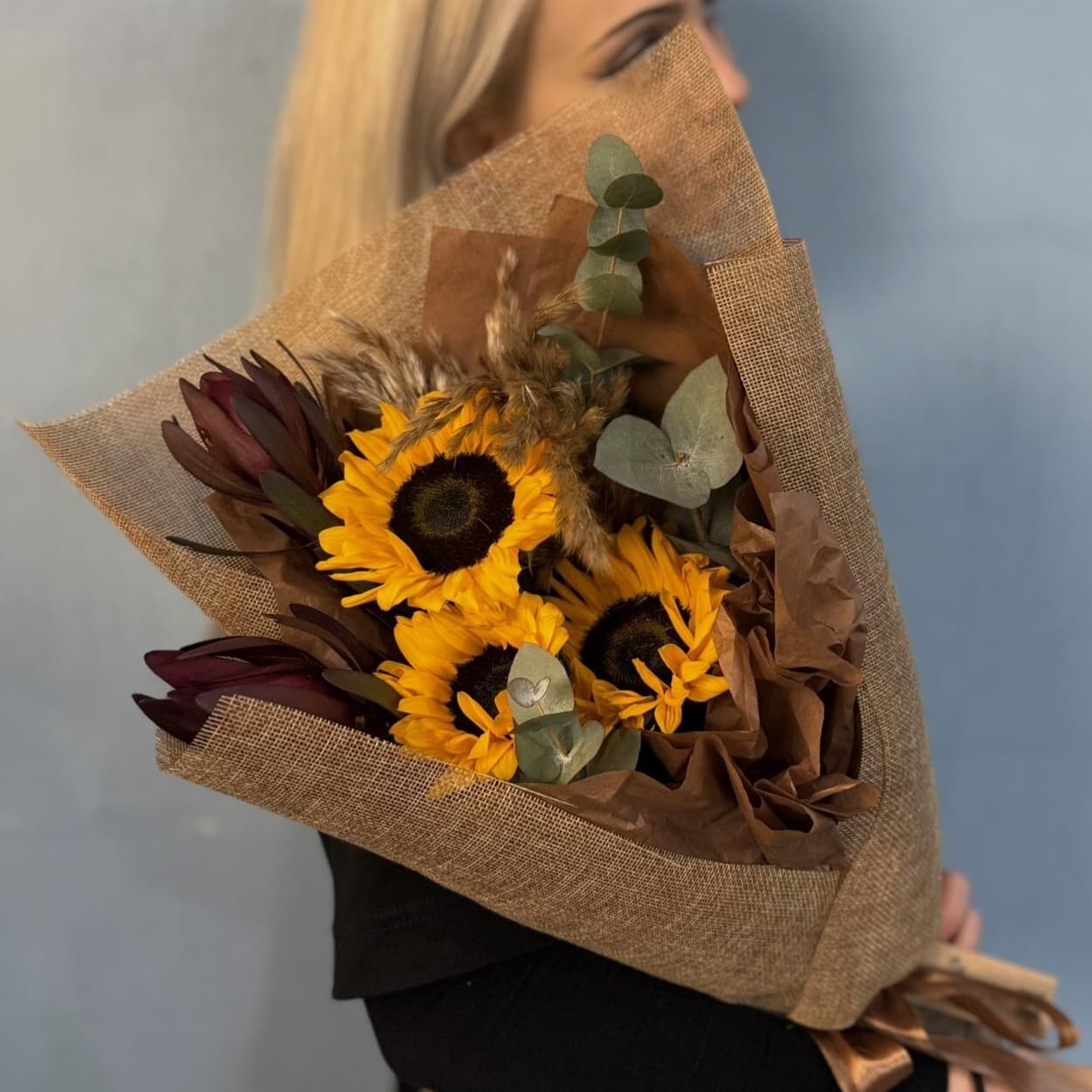 Букет «Подсолнухи зимой» АРБАТ