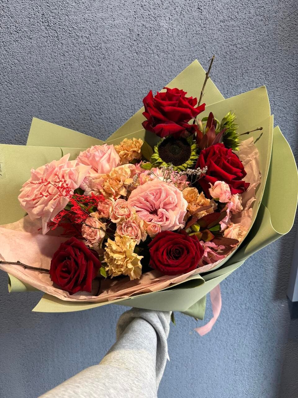 Букет «Неопределенные чувства» КОМЕНДА